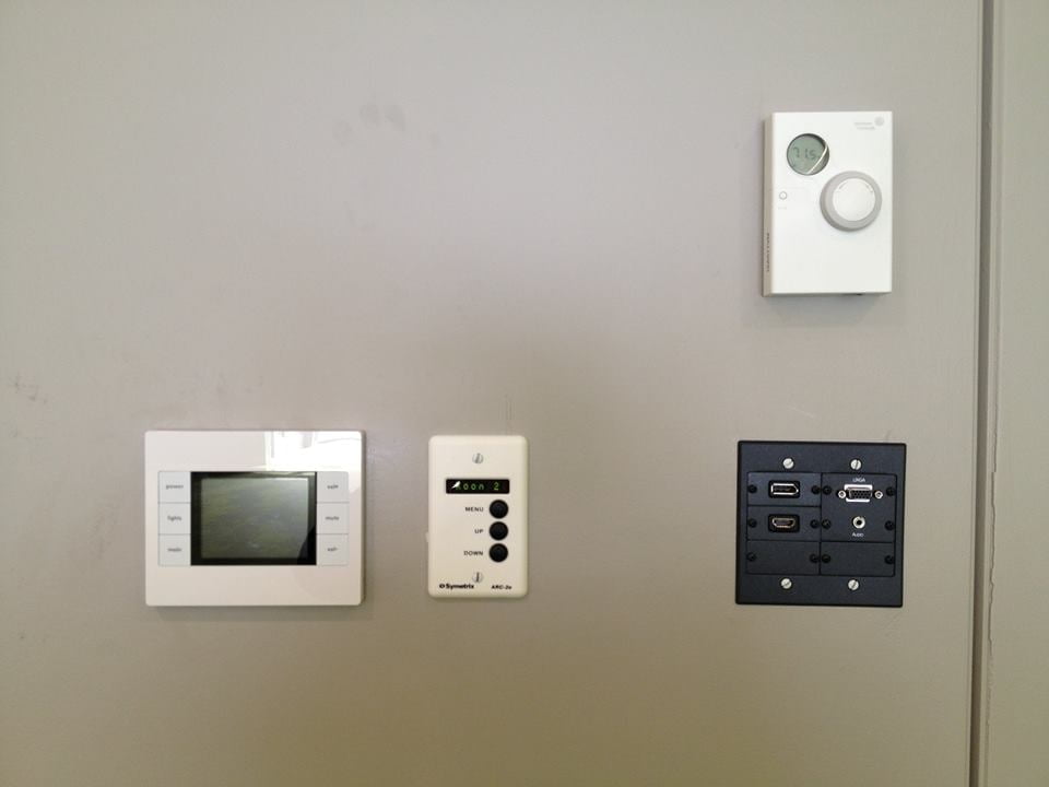 smart controls for 300 person conference center